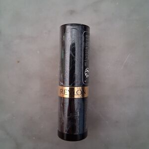 Revlon Crème Lipstick - Black Cherry